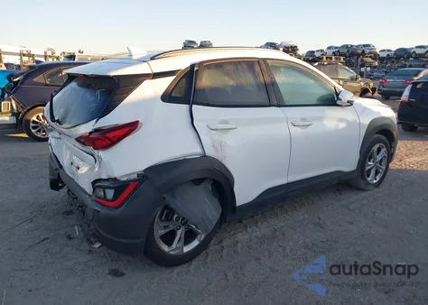 2022 Hyundai Kona Sel z USA, uszkodzony, nr VIN KM8K32AB9NU886830
